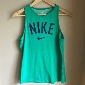 Nike Dri-fit tank - green